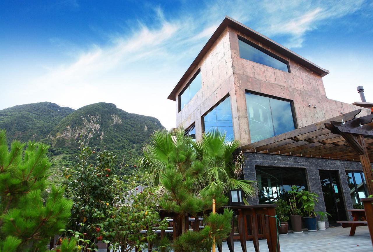Mirvill Pension & Resort Seogwipo Extérieur photo