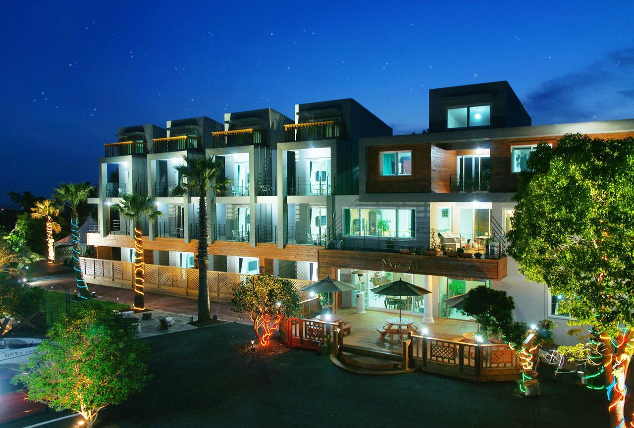 Mirvill Pension & Resort Seogwipo Extérieur photo
