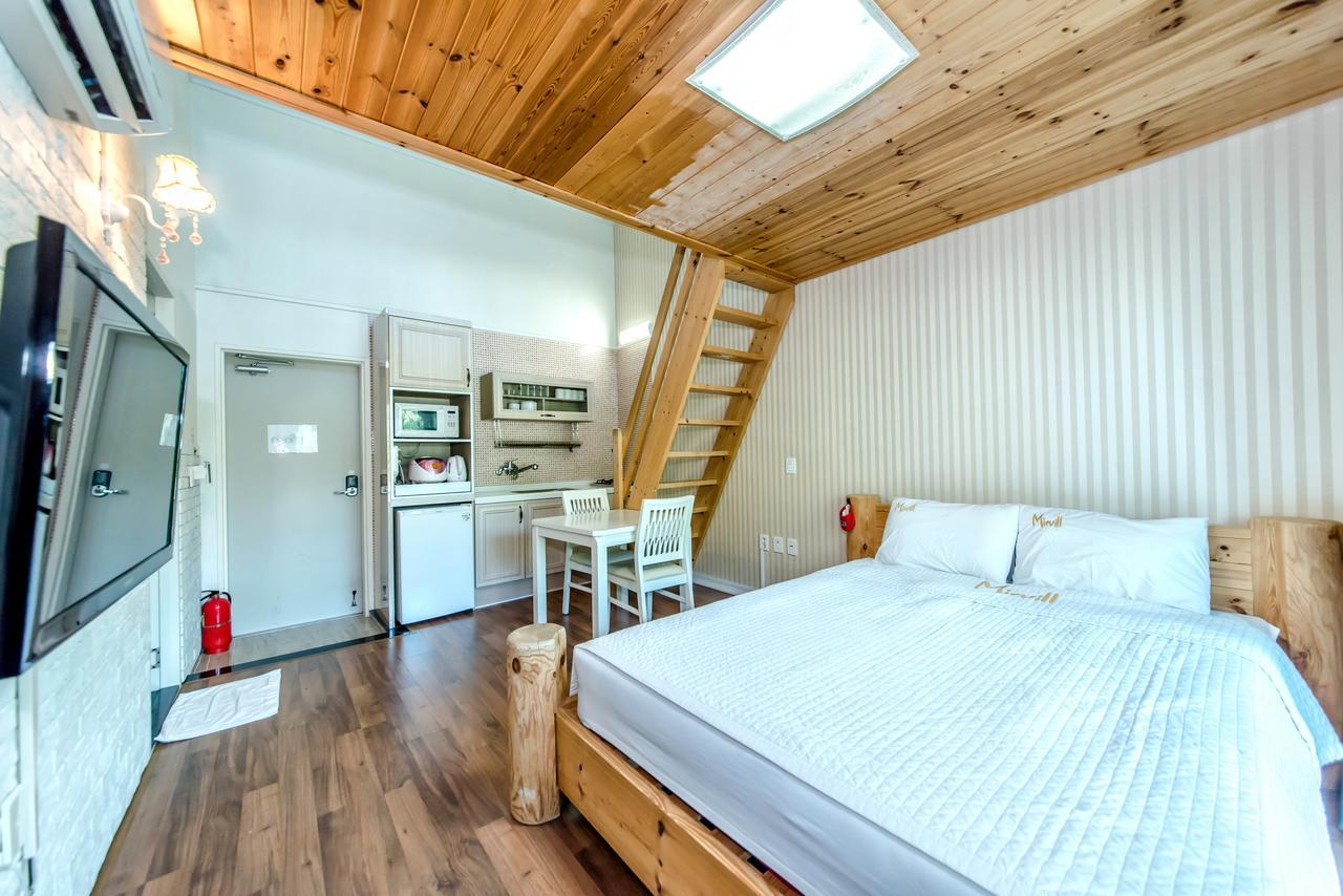 Mirvill Pension & Resort Seogwipo Extérieur photo