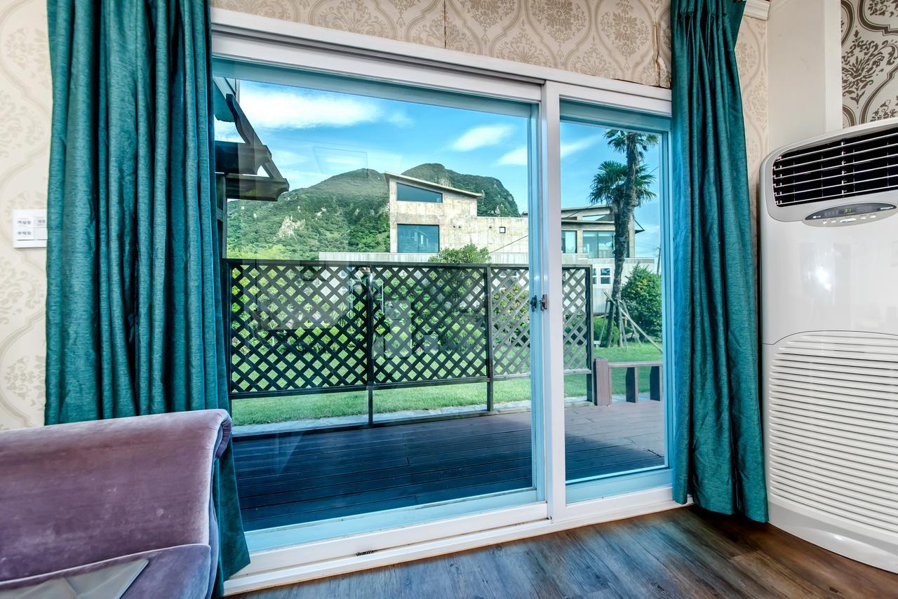 Mirvill Pension & Resort Seogwipo Extérieur photo