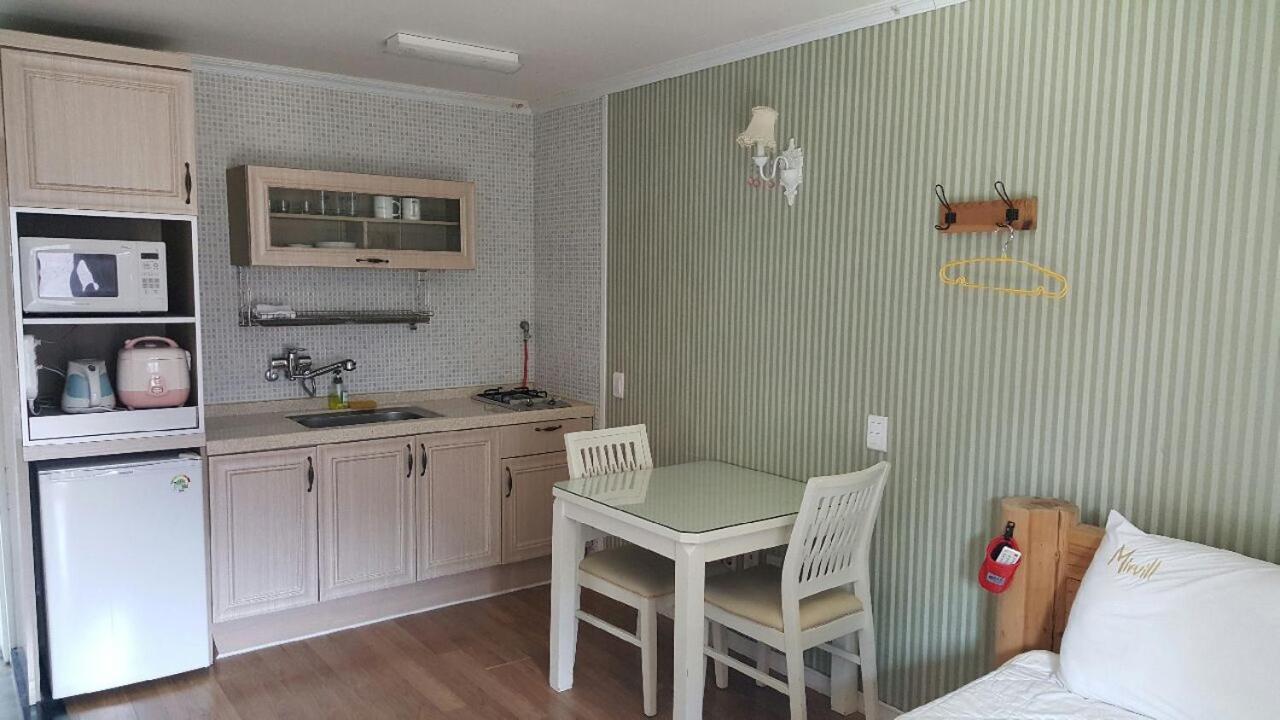 Mirvill Pension & Resort Seogwipo Extérieur photo