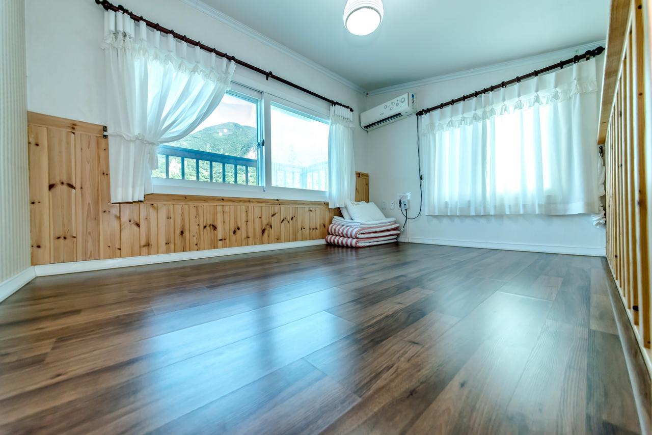 Mirvill Pension & Resort Seogwipo Extérieur photo