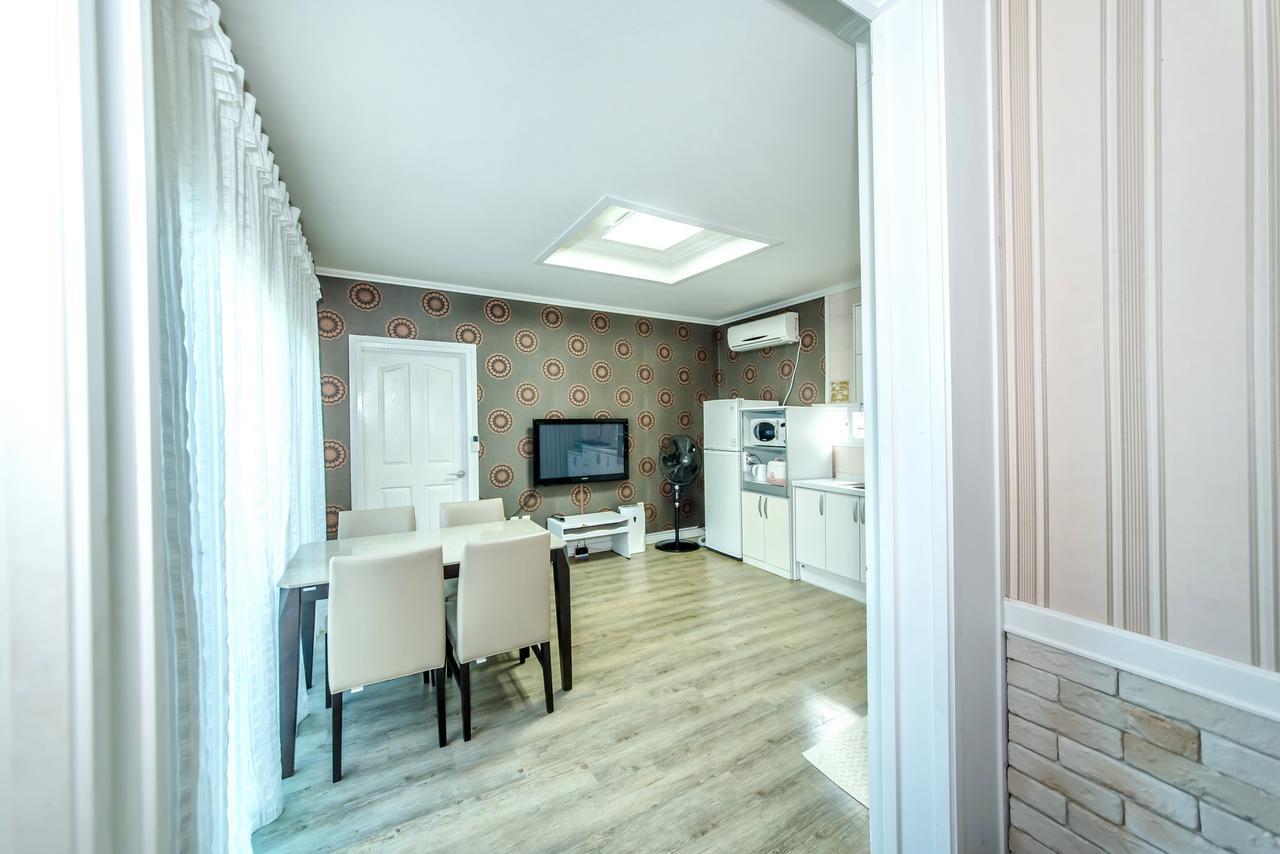 Mirvill Pension & Resort Seogwipo Extérieur photo